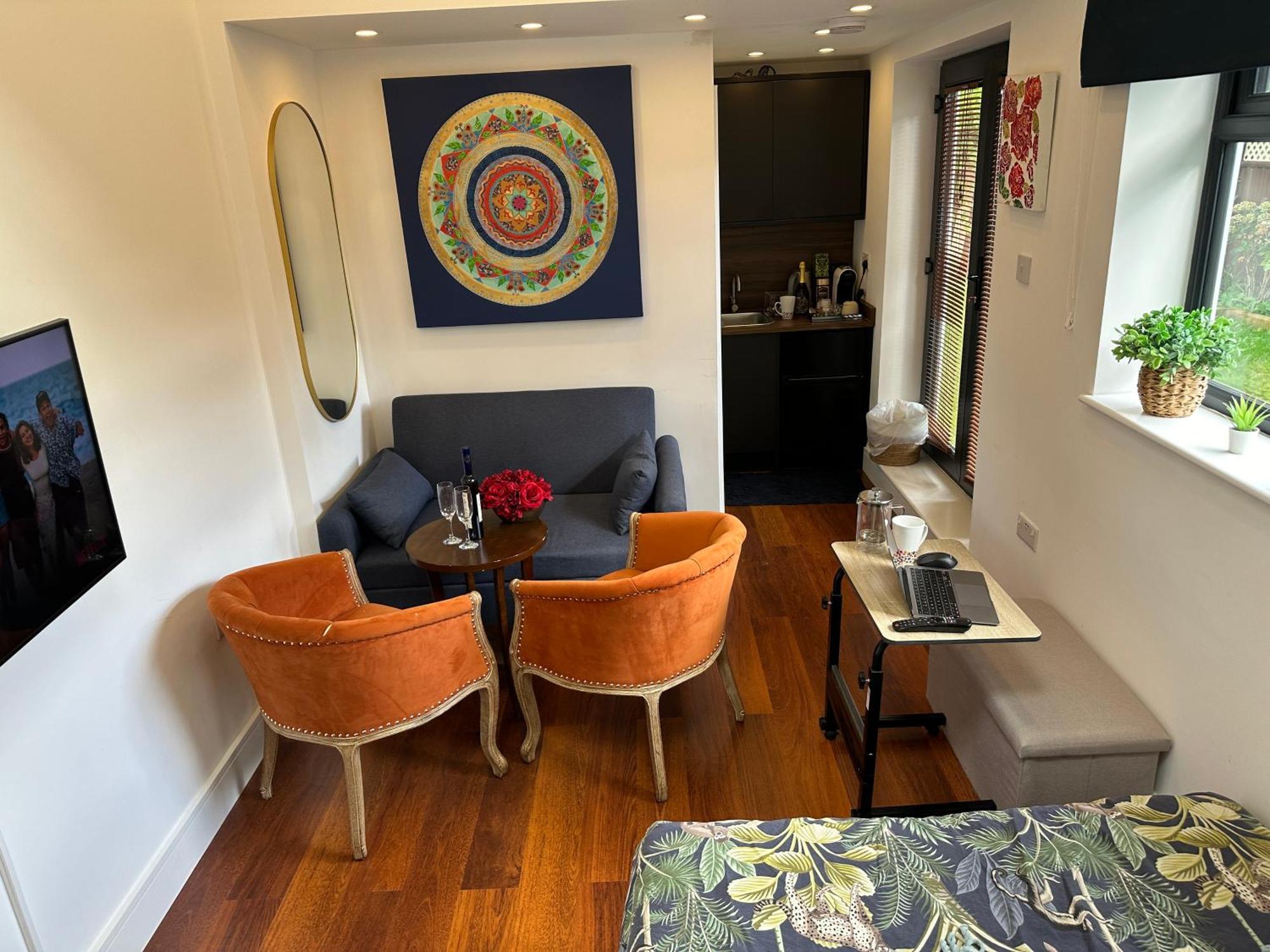 Bespoke Gallery Guesthouse 亨顿 外观 照片