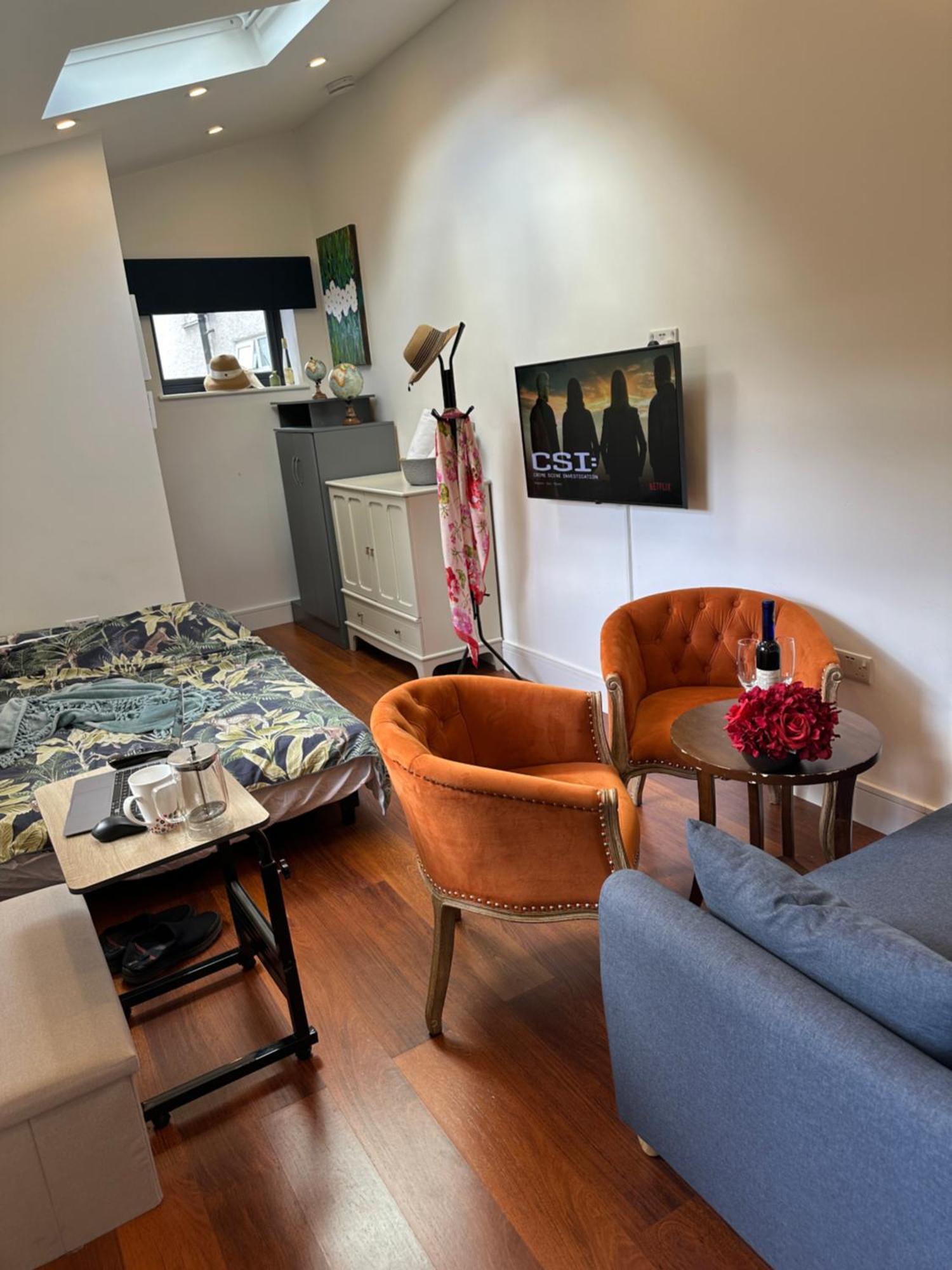 Bespoke Gallery Guesthouse 亨顿 外观 照片