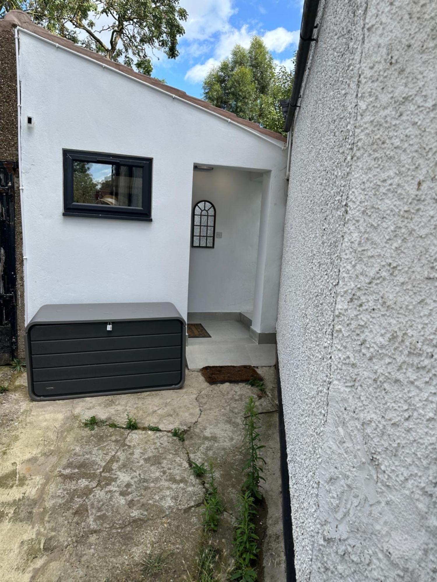 Bespoke Gallery Guesthouse 亨顿 外观 照片