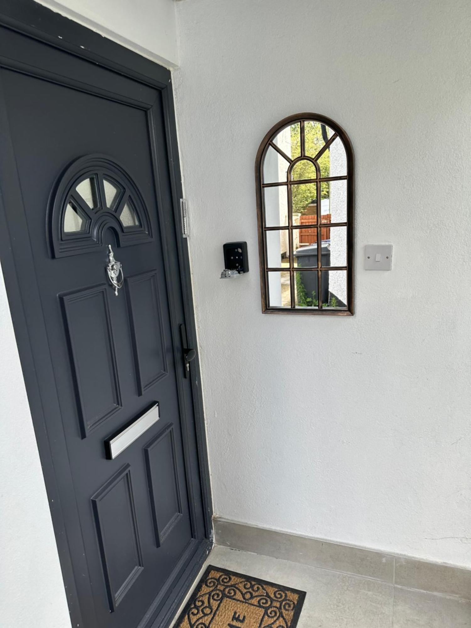 Bespoke Gallery Guesthouse 亨顿 外观 照片