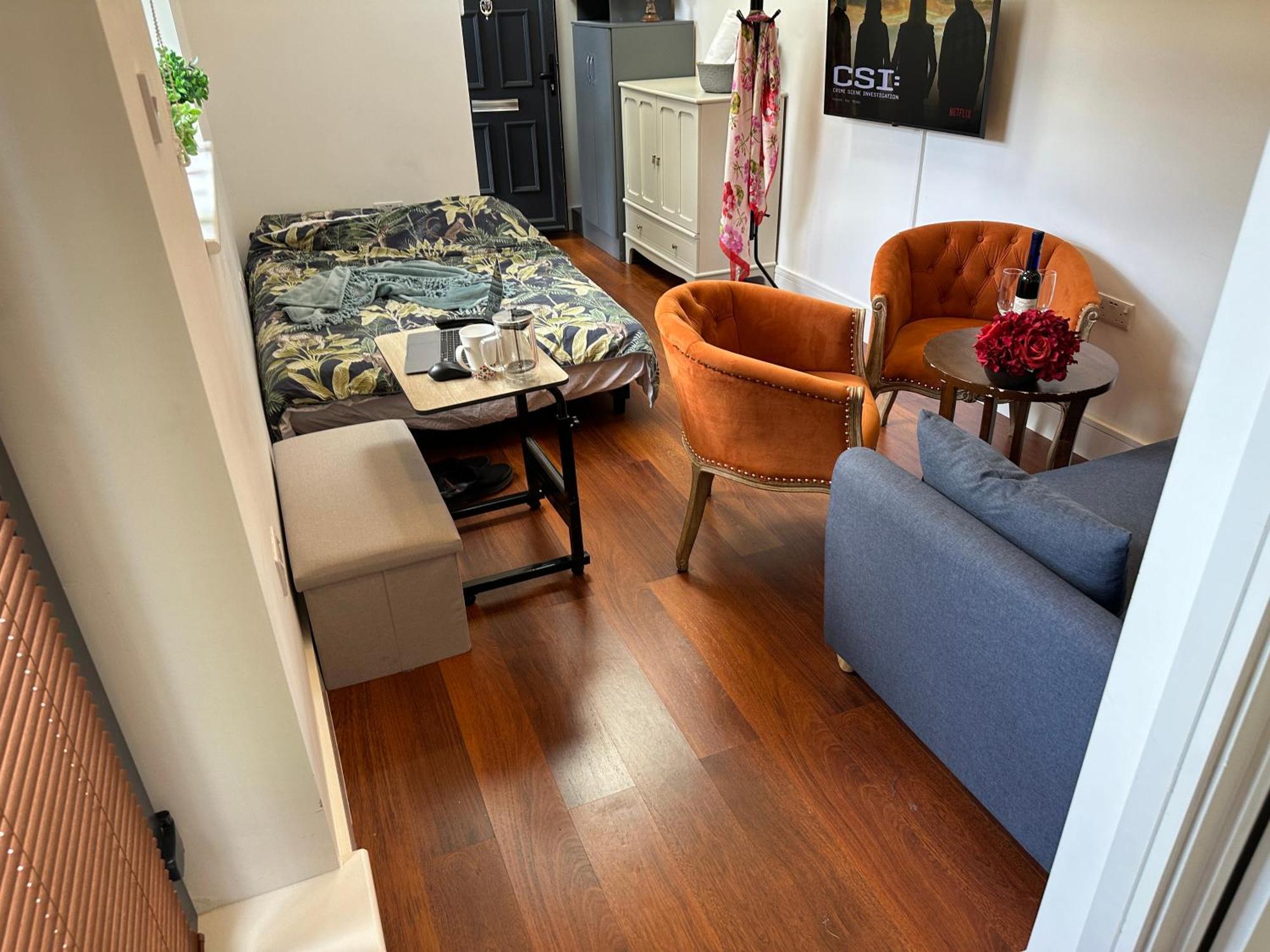 Bespoke Gallery Guesthouse 亨顿 外观 照片