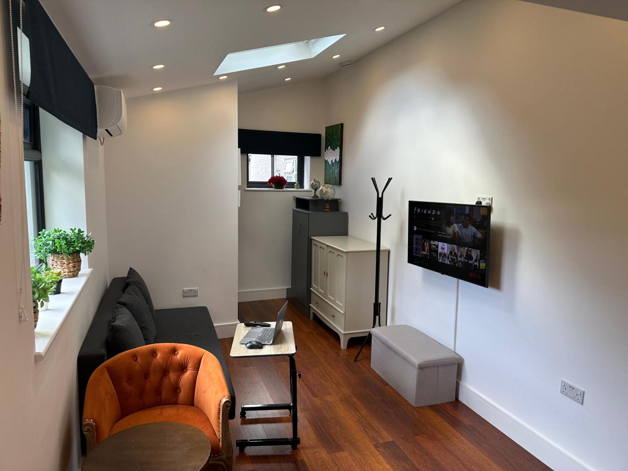 Bespoke Gallery Guesthouse 亨顿 外观 照片